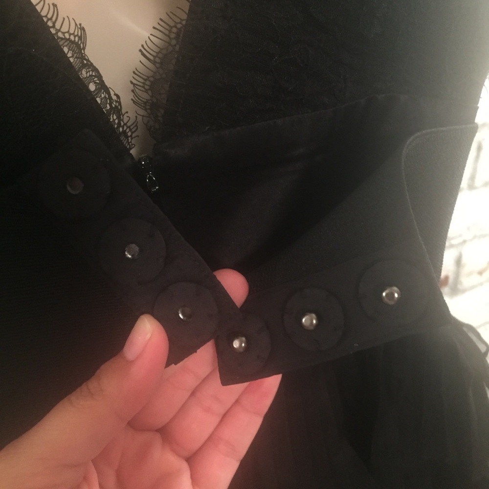 BCBGMaxAzria Black Tiered Lace Fit-and-Flare Cocktail Dress - Picture 6 of 8